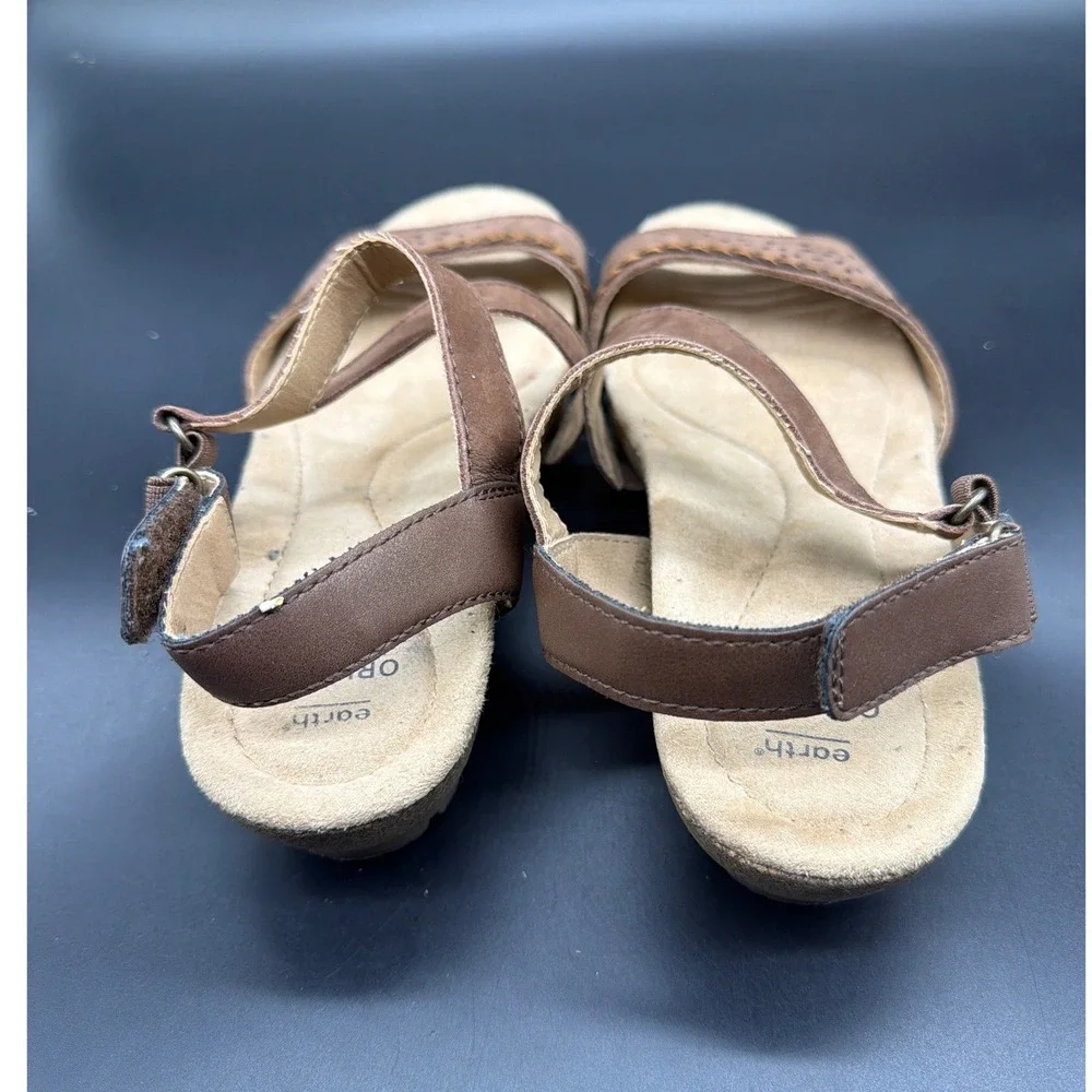 Earth Origins Kendra Karla Bark Brown Leather Wedge Sandals Womens 8.5M 2019S